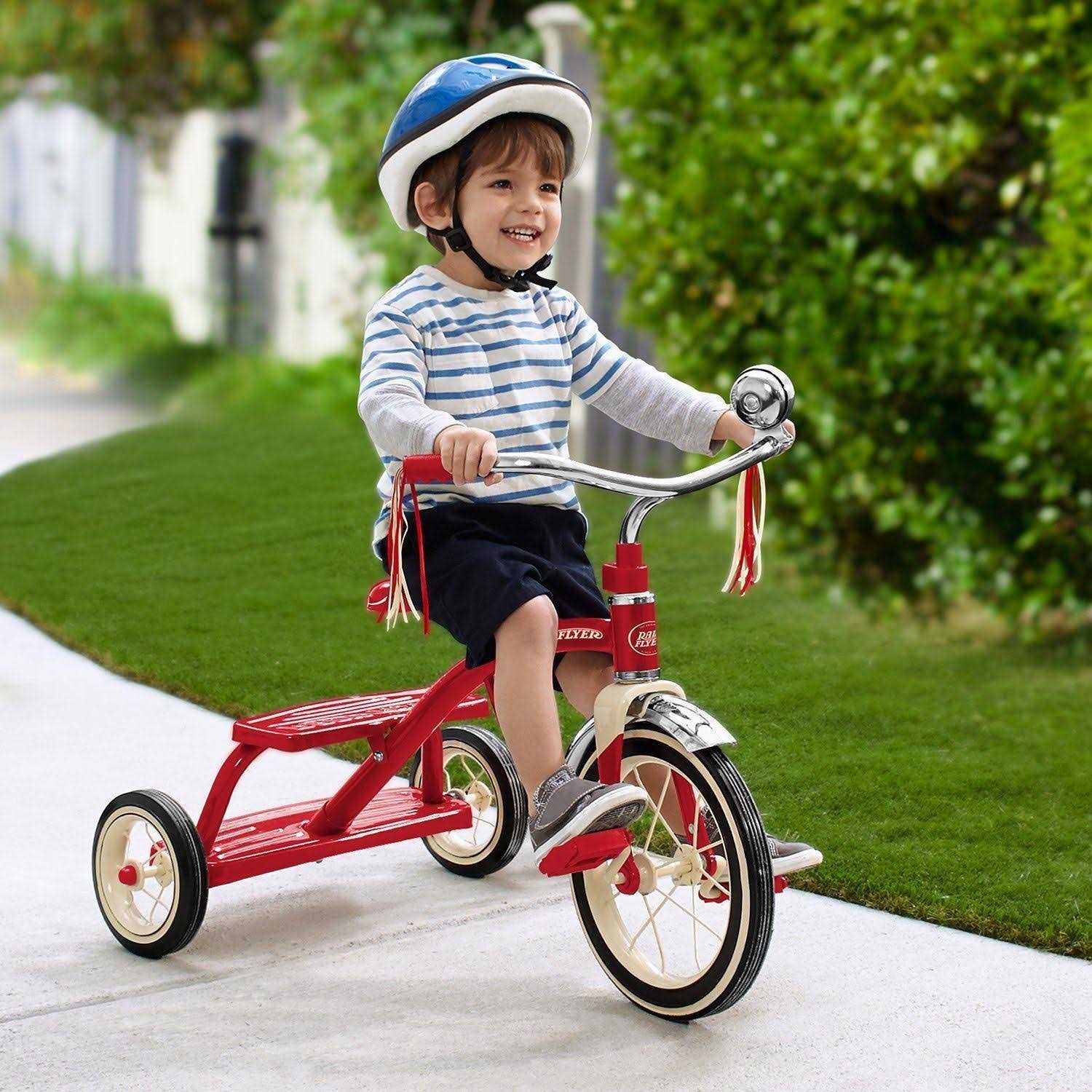 Radio Flyer Classic Dual Deck Tricycle - Image 3