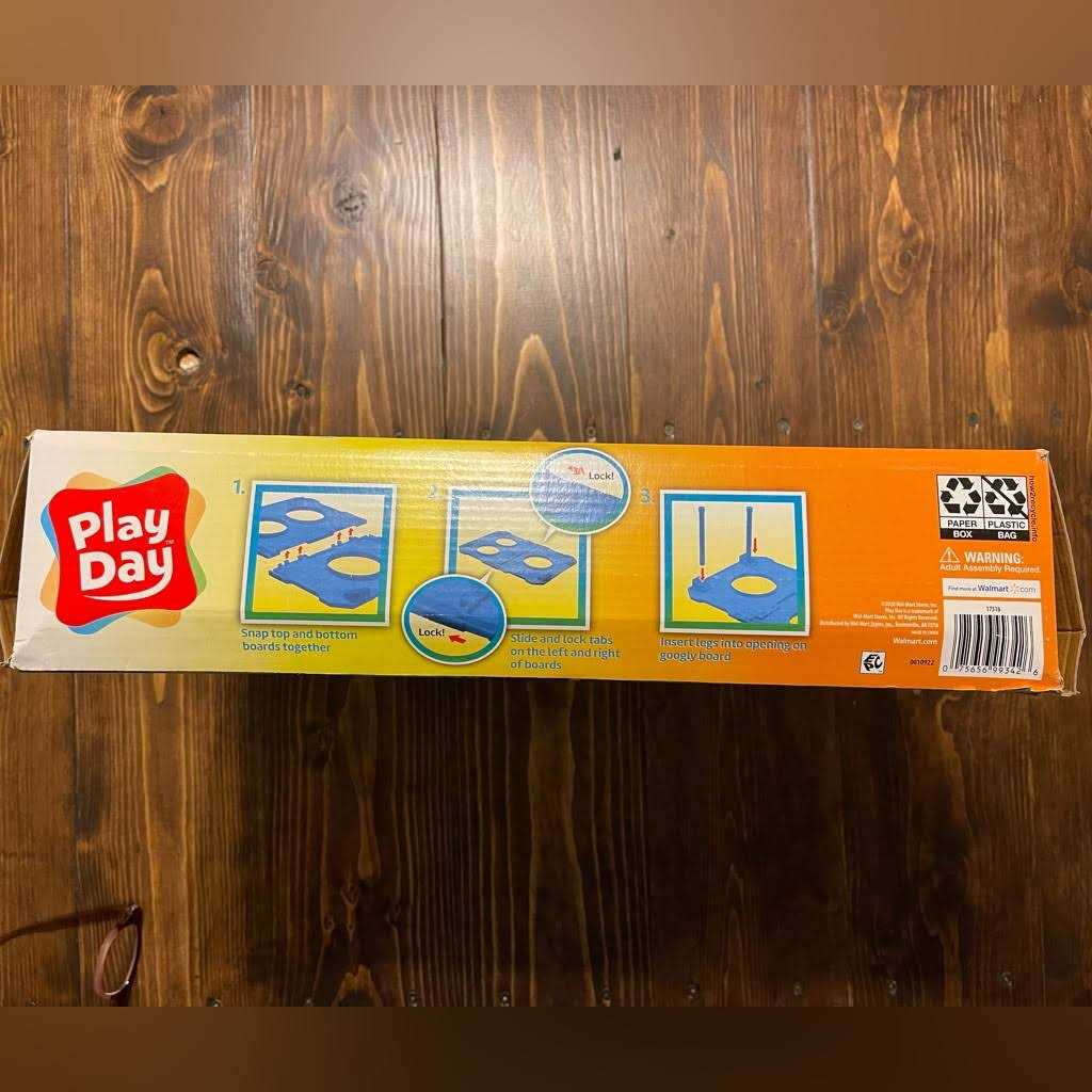 Play Day Googly Toss Game, Plastic, 8 Pieces = 2 Target Boards and 6 Googly Balls - Image 3