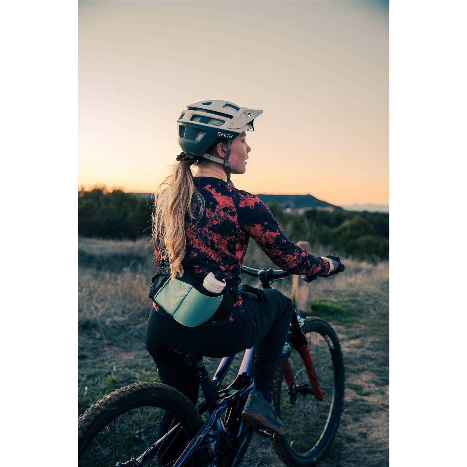 CamelBak Podium Flow Belt - Image 2