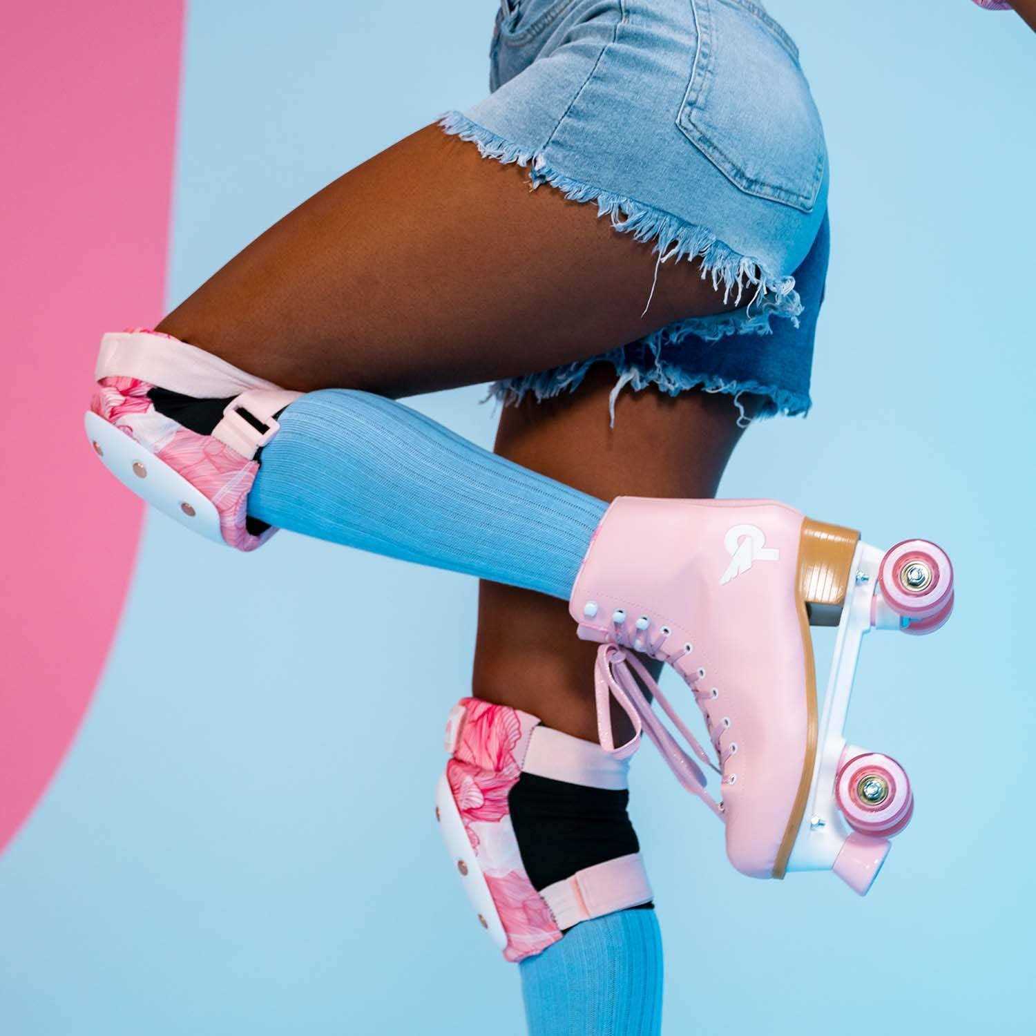 Prettyfly Retro Quad Skates - Image 3