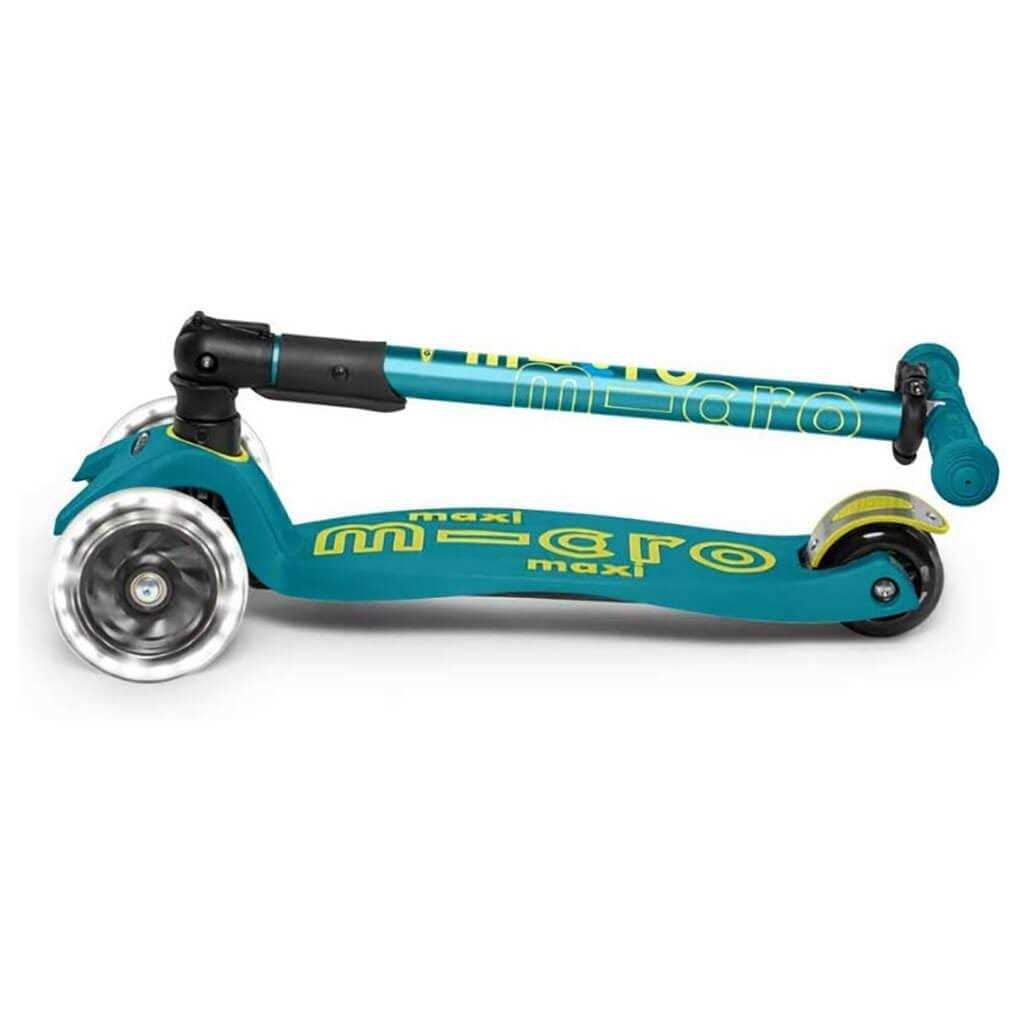 Scooter Maxi Micro Deluxe LED Foldable - Image 2