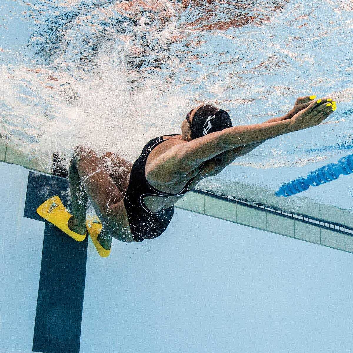 Finis Zoomers Gold Fins - Image 5