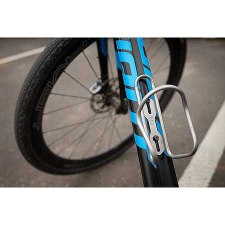 Silca Sicuro Titanium Bottle Cage - Image 2