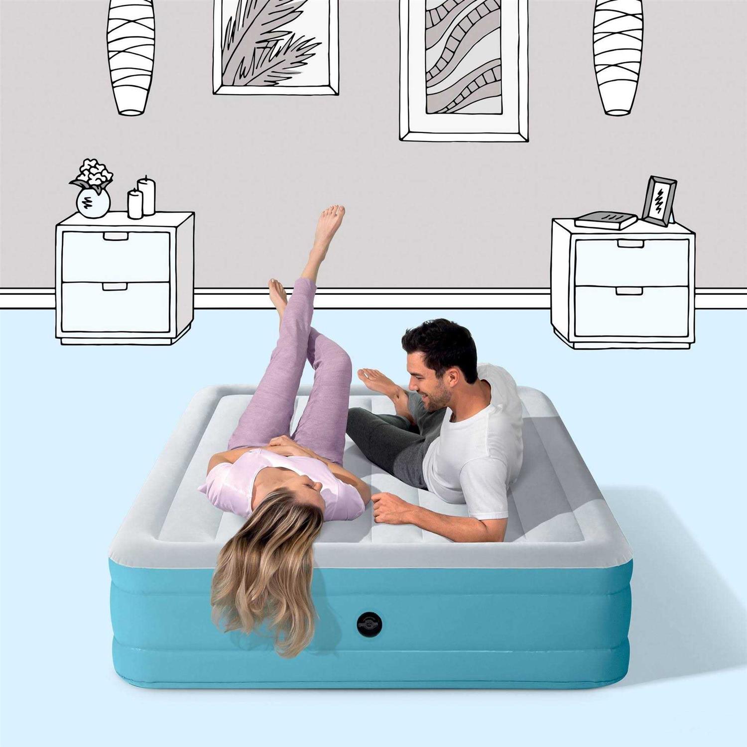 Intex Raised 16 Air Mattress with Hand Held 120V Pump - Image 2