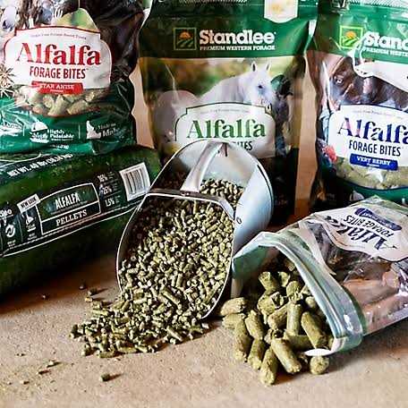 Standlee Alfalfa Forage Bites - Image 3