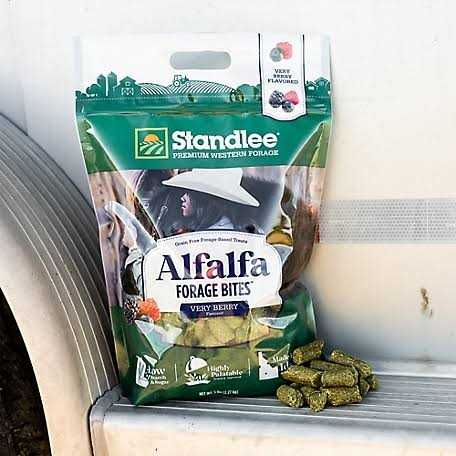 Standlee Alfalfa Forage Bites - Image 4