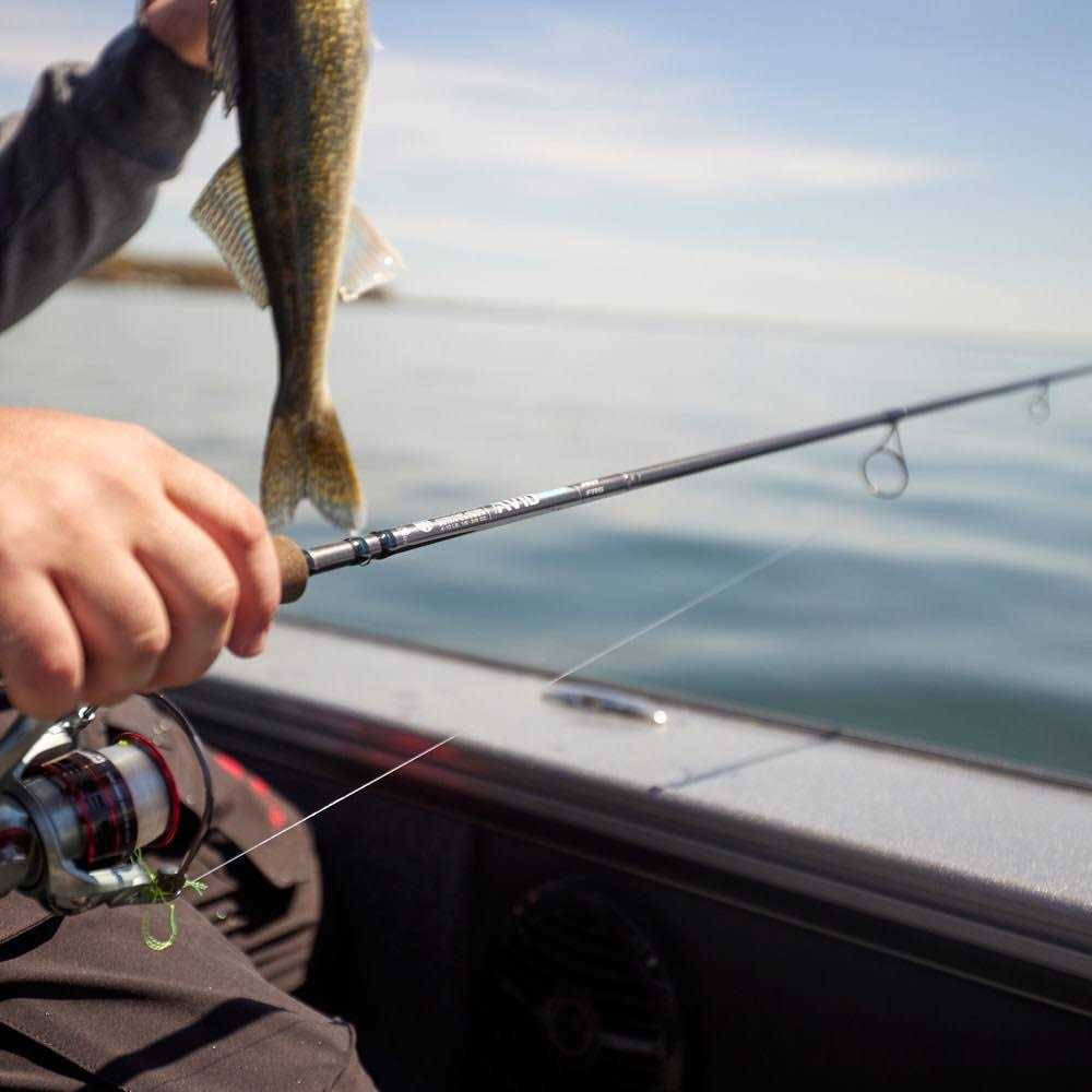 Alternative view of St. Croix Avid Series Walleye Spinning Rod