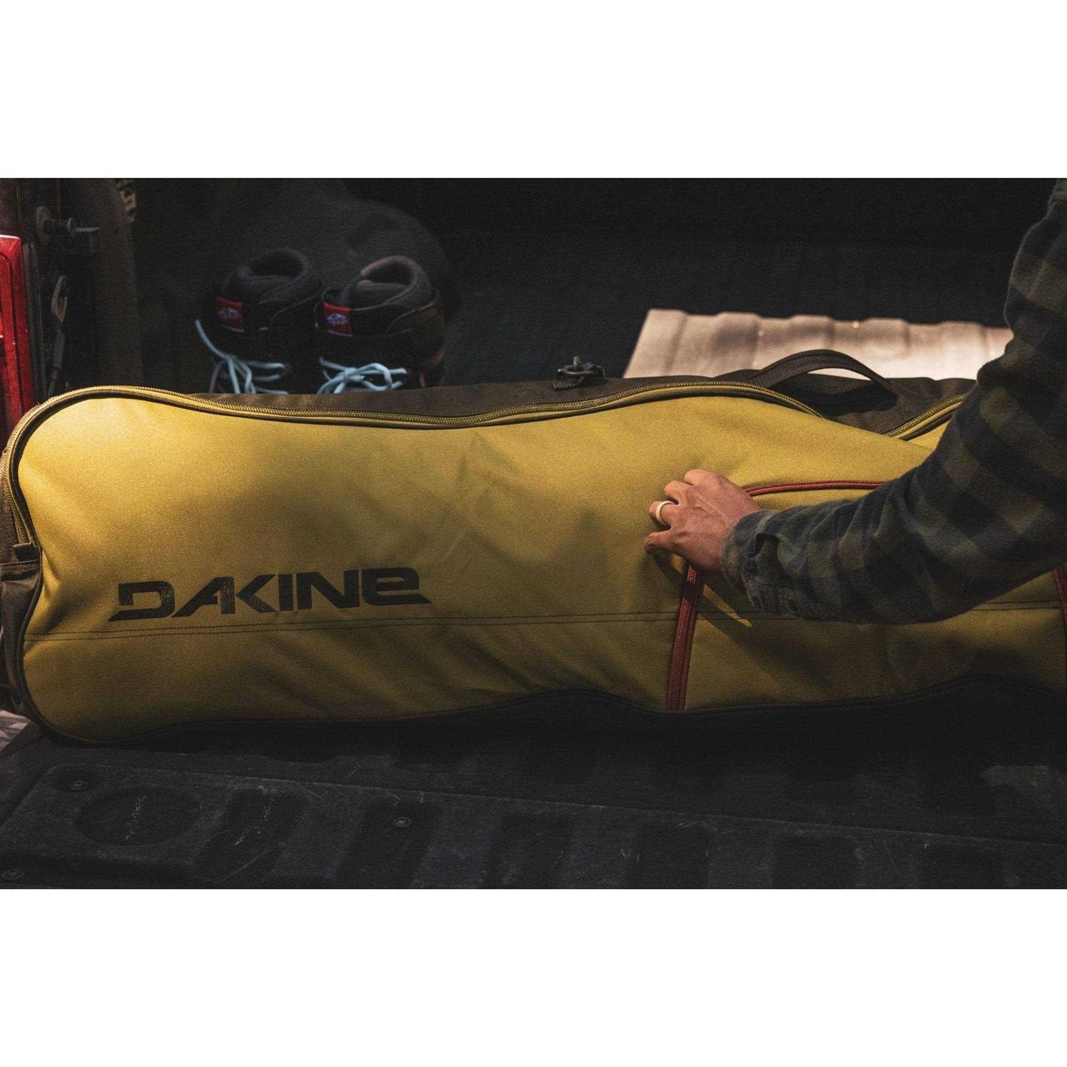 Dakine Freestyle Snowboard Bag - Image 3