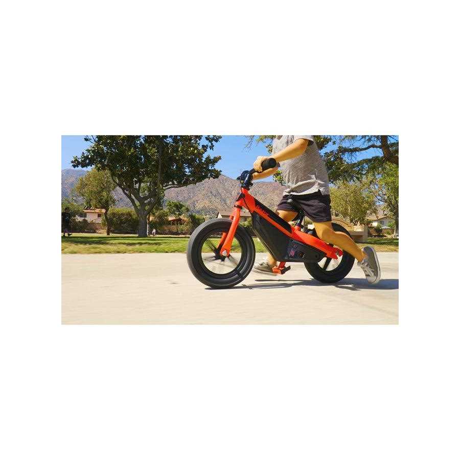 Razor Dash 12'' Electric Balance Bike - Image 2