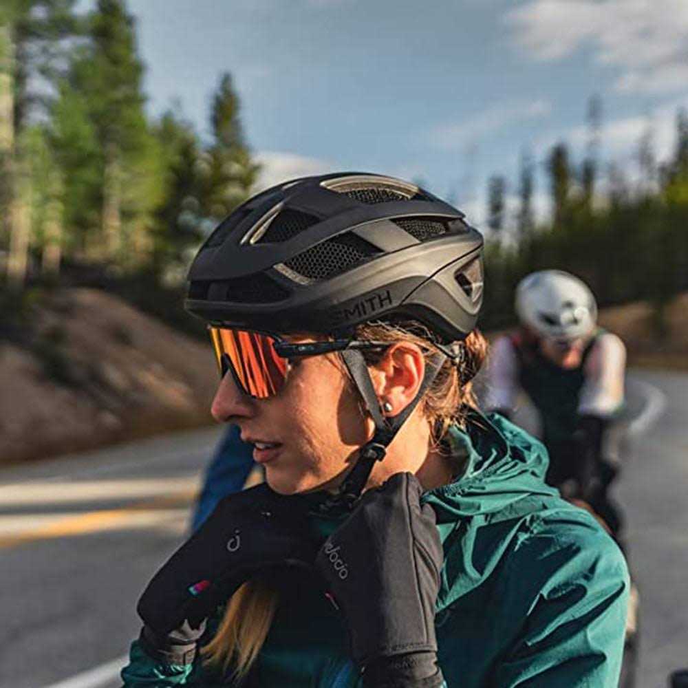 Smith Trace MIPS Helmet - Image 2