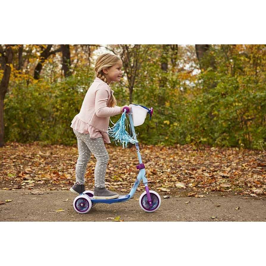Huffy Minnie Mouse Tricycle for Toddlers - Image 3