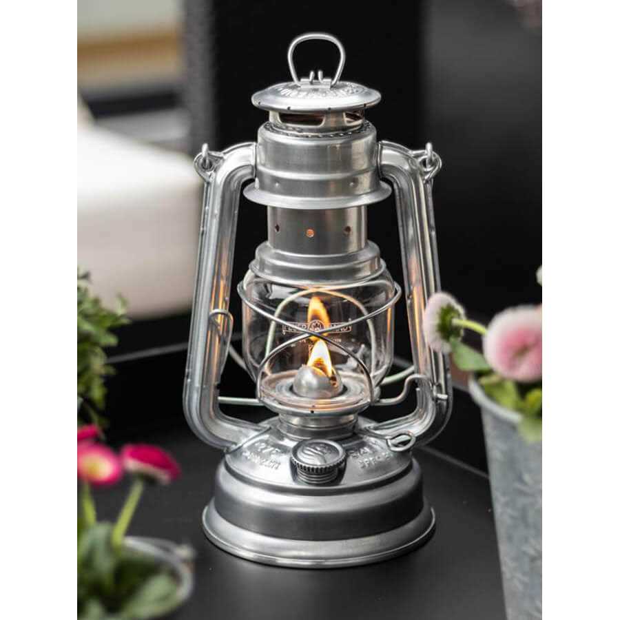 Feuerhand 276 Hurricane Lantern - Image 2