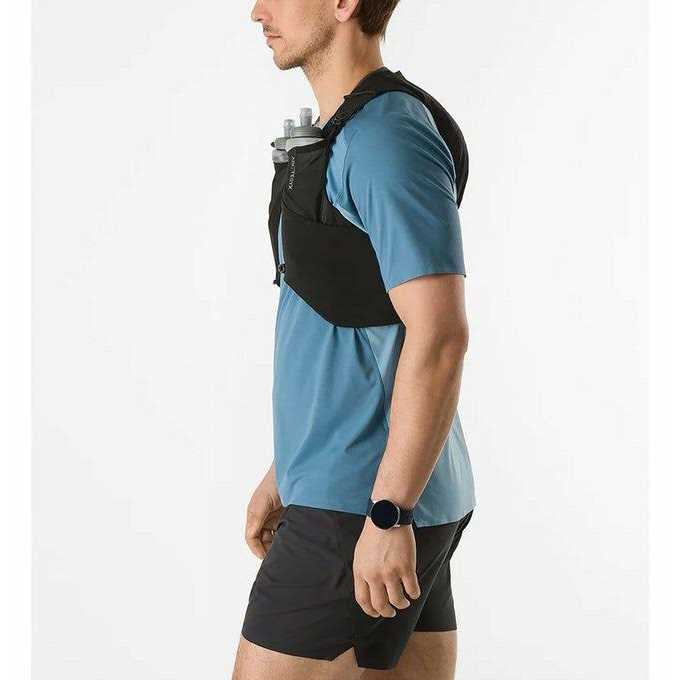 Arc'teryx Men's Norvan 7 Vest - Image 3