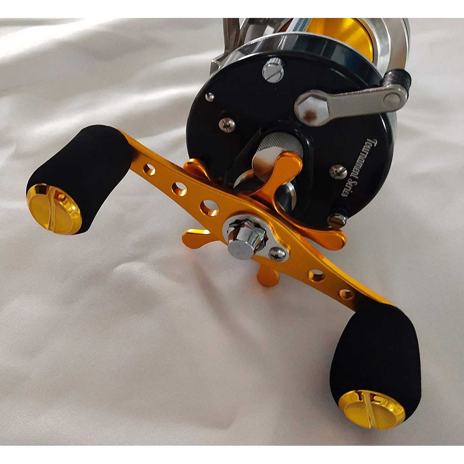 Catfish Pro Tournament Series Round Baitcasting Reel 600 CTS - Image 5