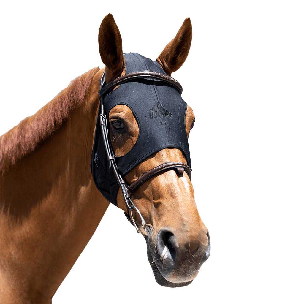 Fenwick Liquid Titanium Horse Mask - Image 4