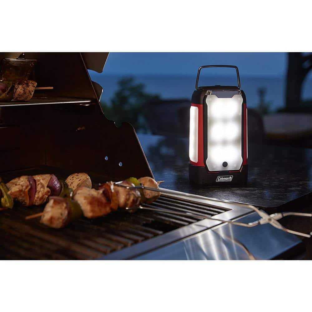 Coleman Quad Pro 800L LED Panel Lantern - Image 4