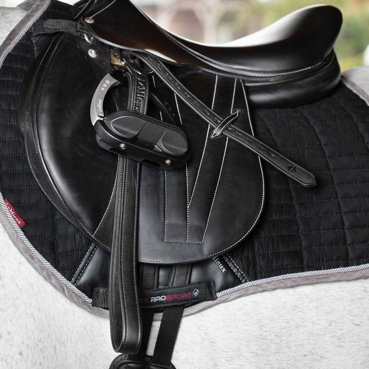 LeMieux Vector Stirrup Leathers - Image 4