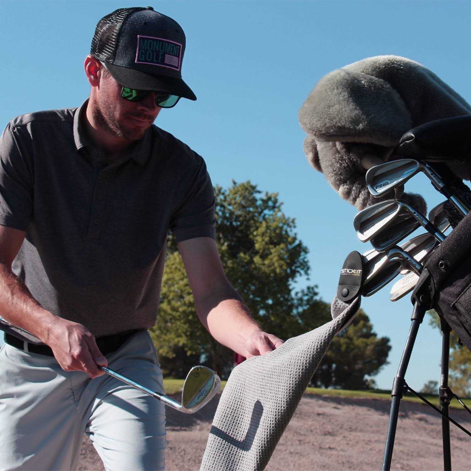 STICKIT Magnetic Golf Towel - Image 4