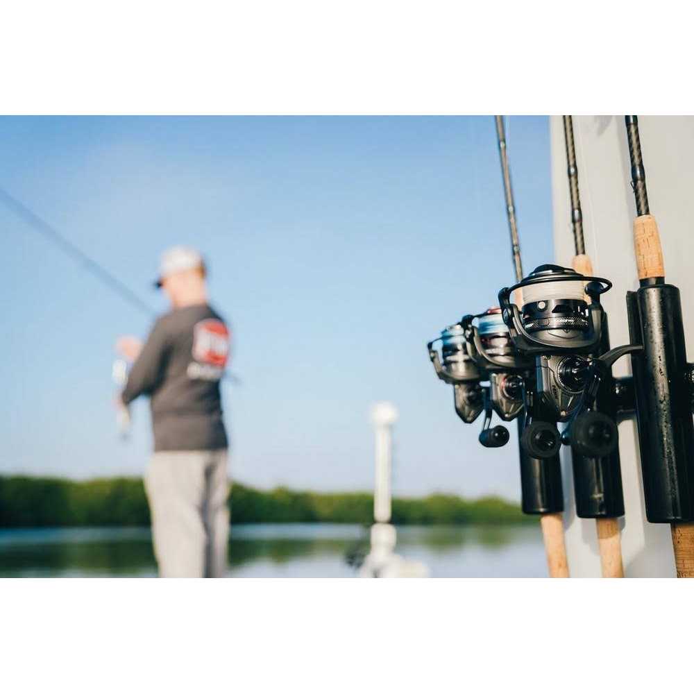 Penn Clash II Spinning Reel - Image 4