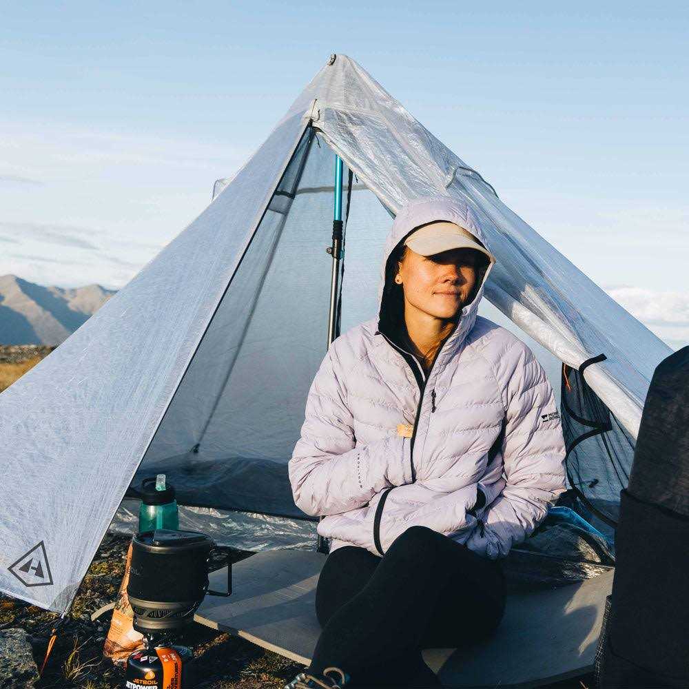 Hyperlite Mountain Gear Ultralight Dyneema Pyramid Tent in White Mid 1 Person - Image 5