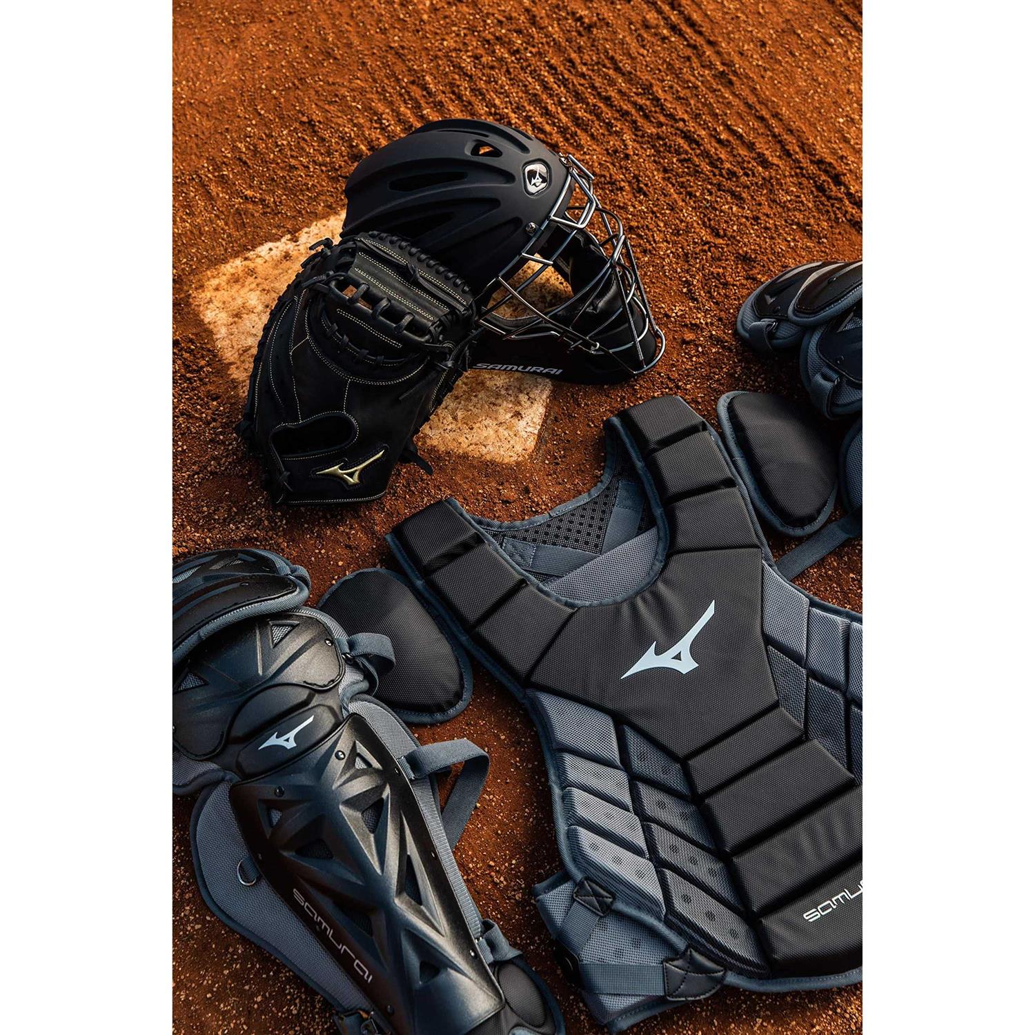 Mizuno Samurai Baseball Catcher&s Gear Set - Image 5