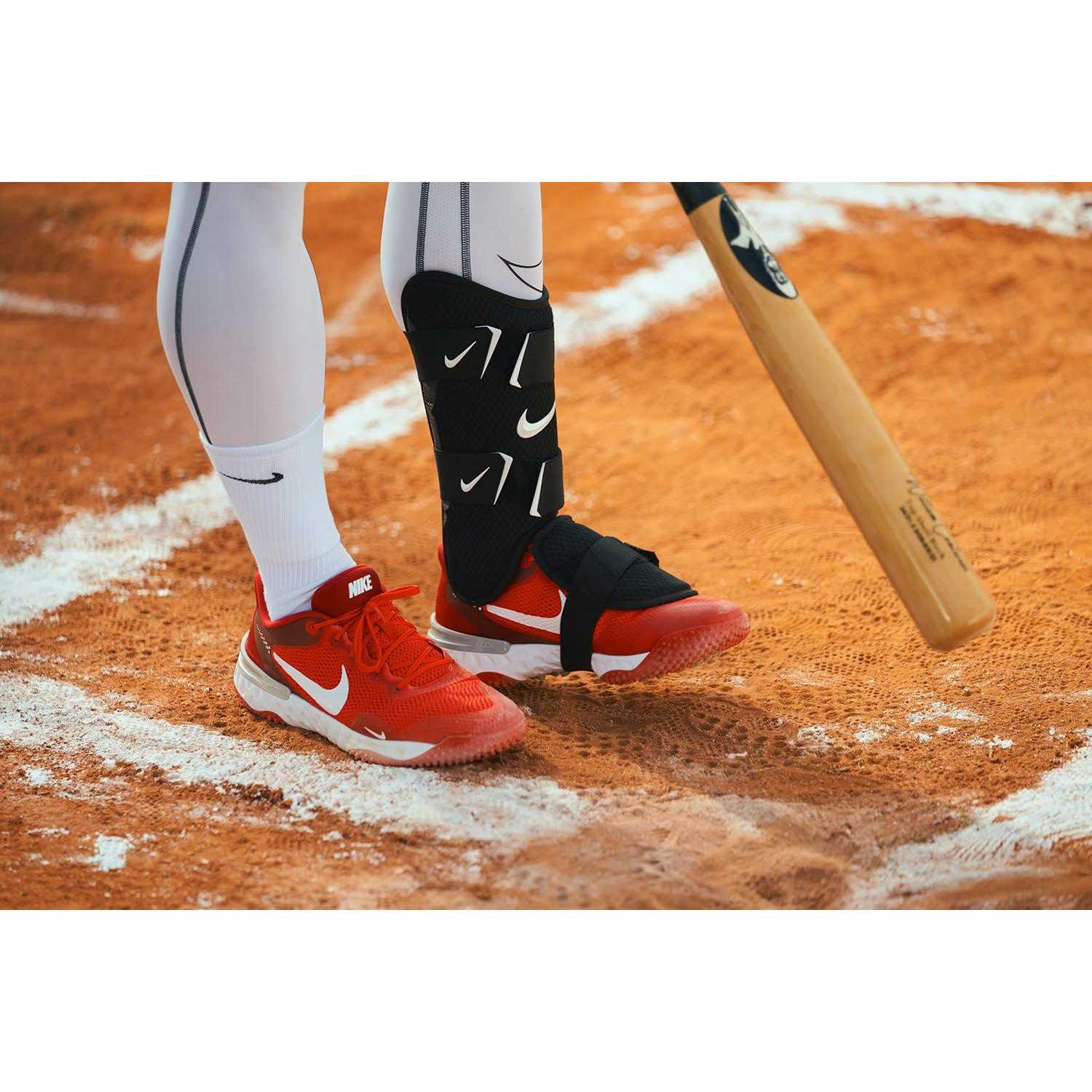 Nike Youth Diamond Batter's Leg Guard - Image 4