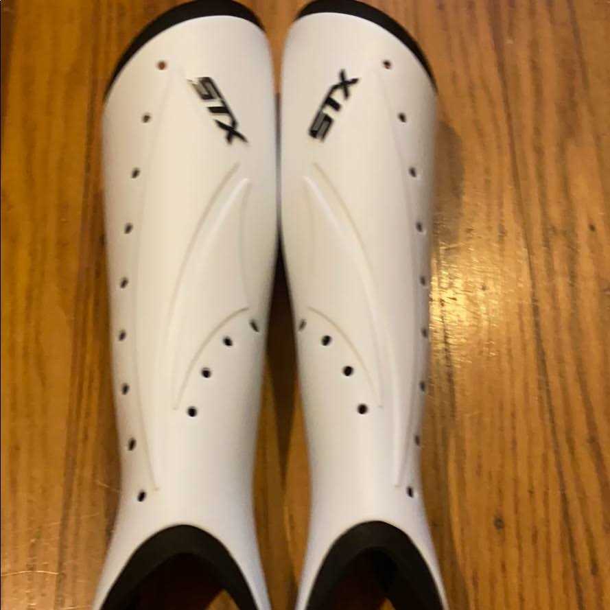 STX Hinder Field Hockey Shin Guards - Image 4