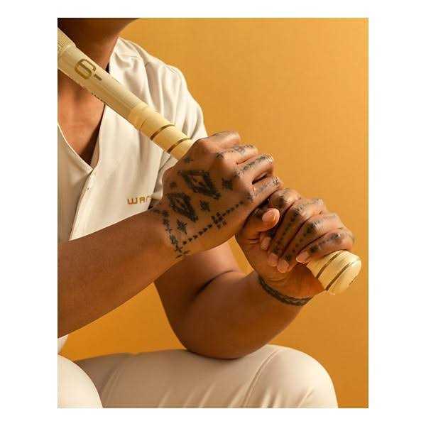 Warstic 2023 Bonesaber Composite Fastpitch Bat - Image 5