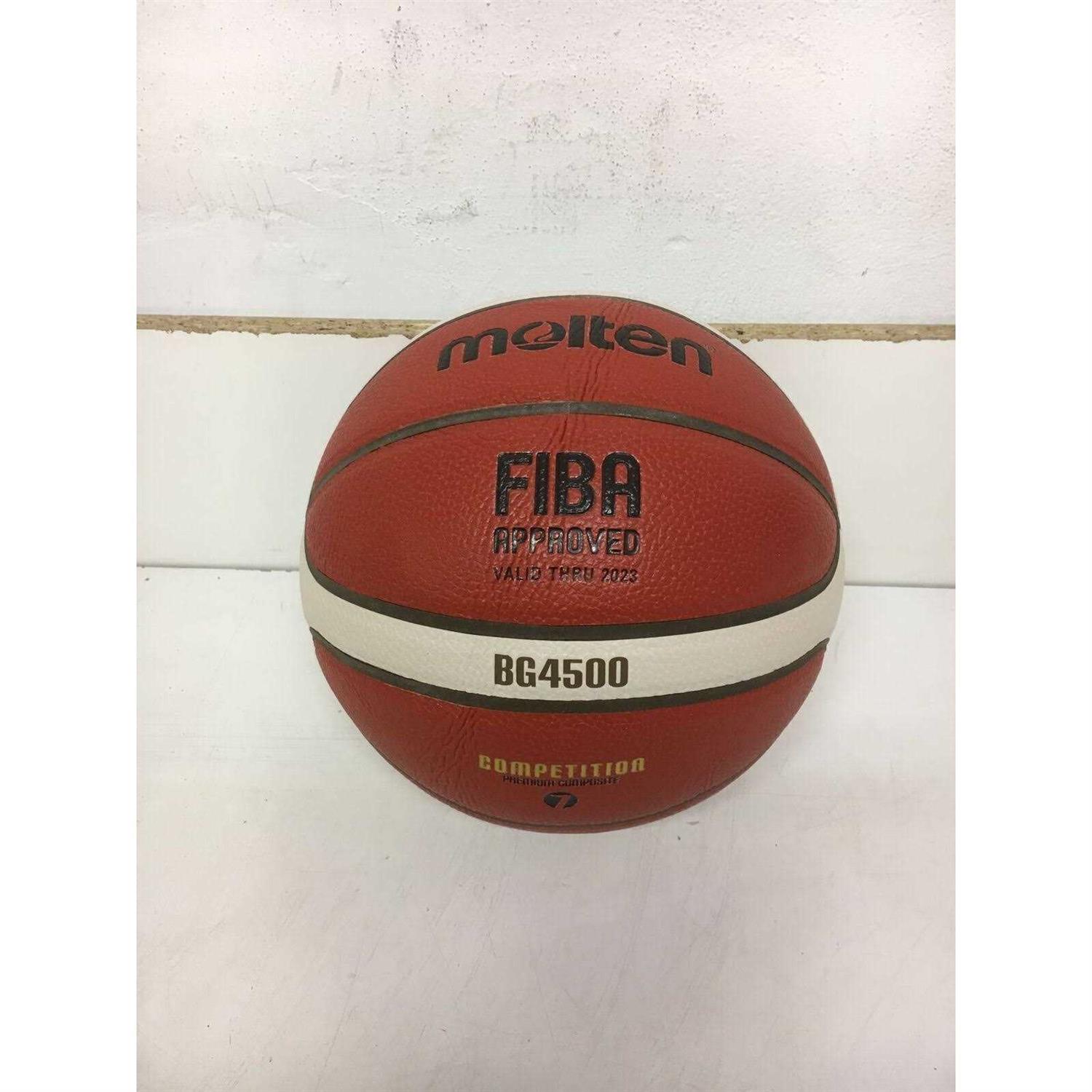 Alternative view of Molten Basketball FIBA Approved Composite