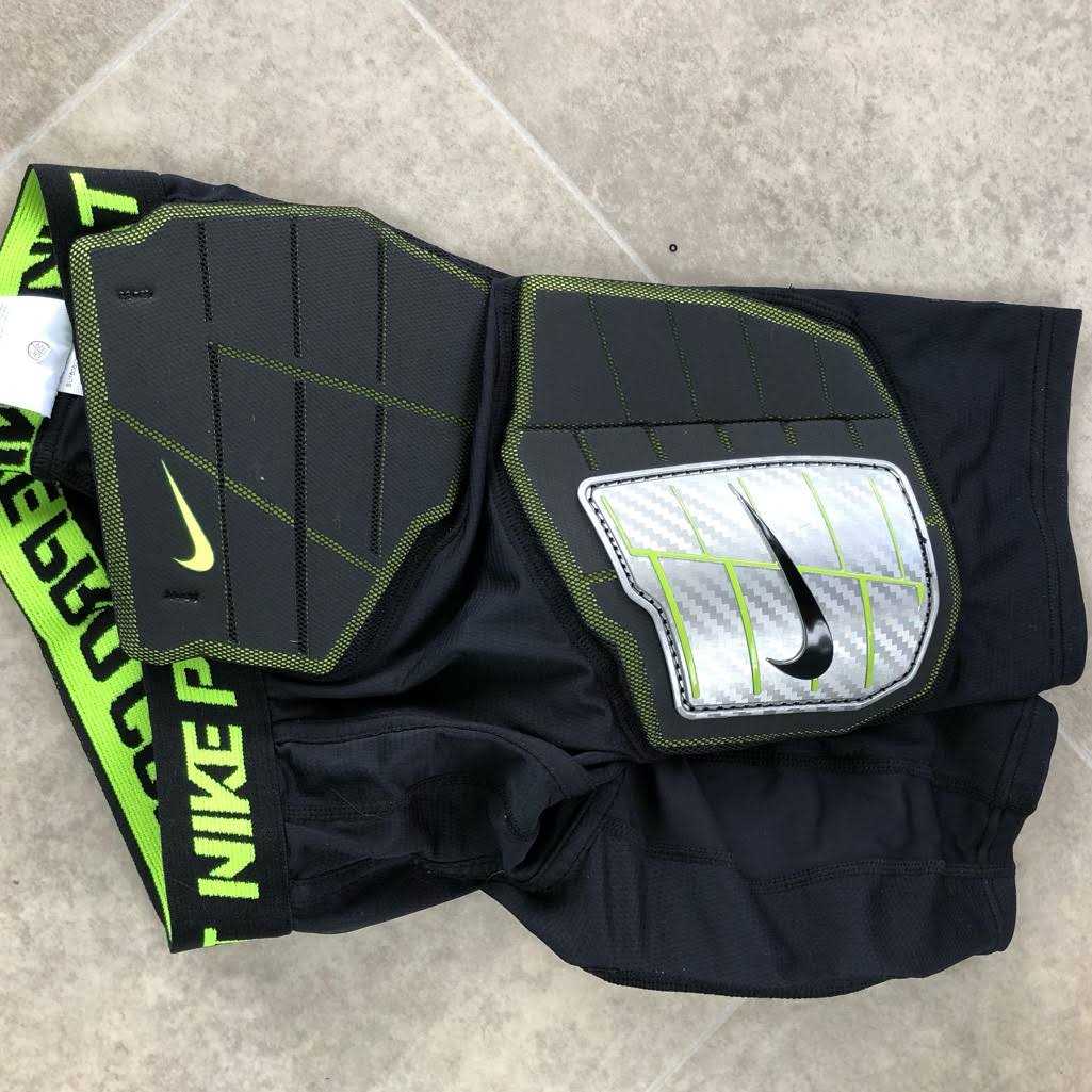 Nike Big Boys Pro Hyperstrong Hardplate Football - Image 5