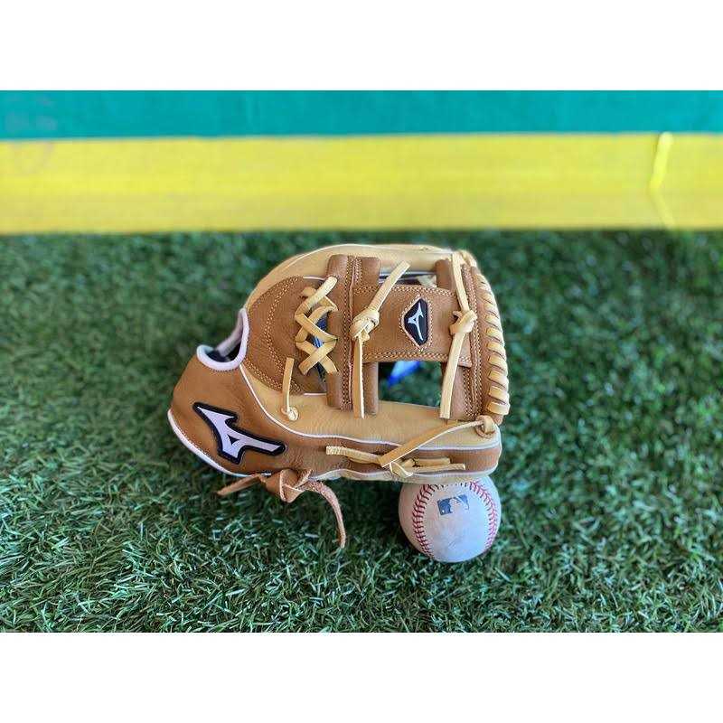 Alternative view of Mizuno Franchise Series Infield Baseball Glove