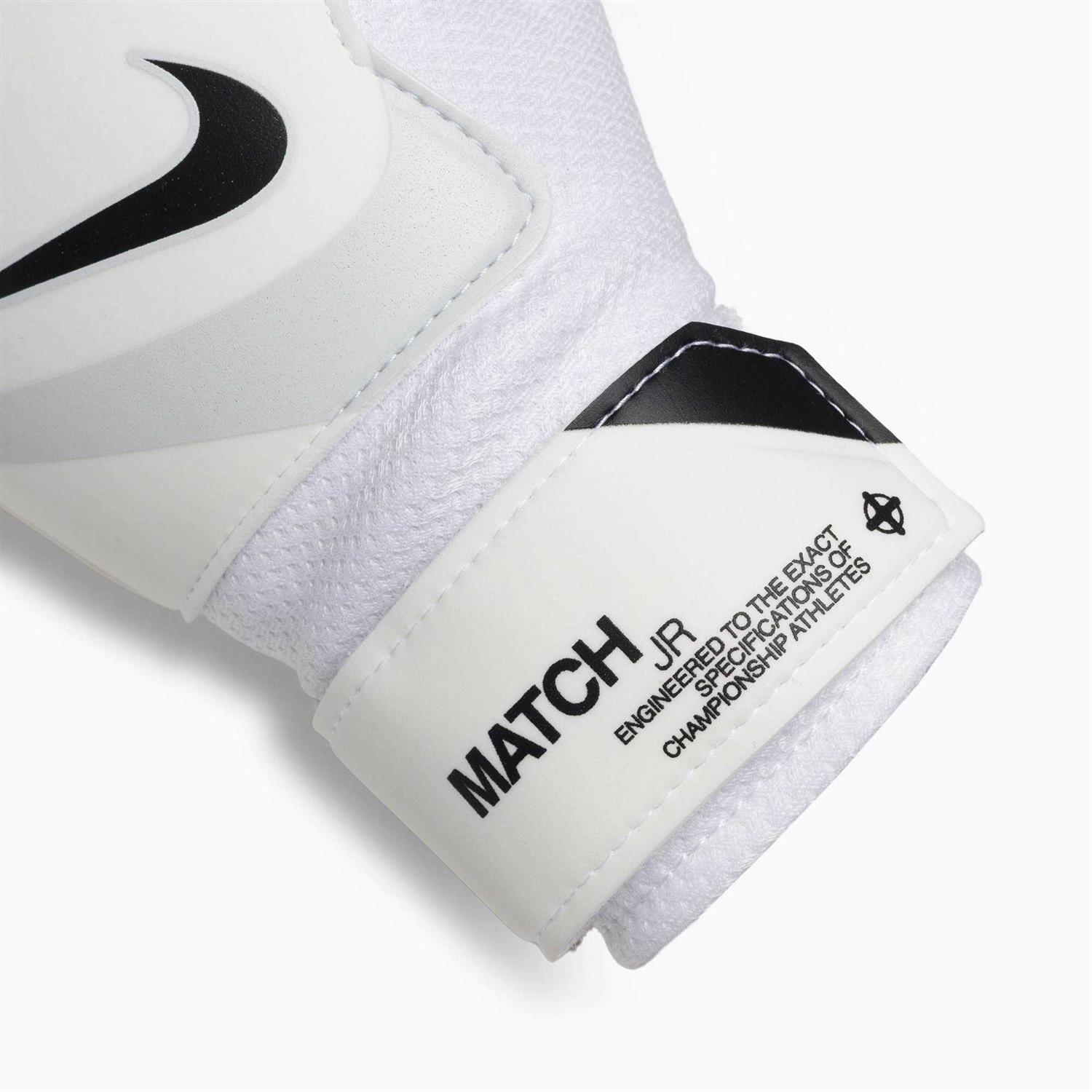 Nike Match Goalkeeper Gloves - Image 5
