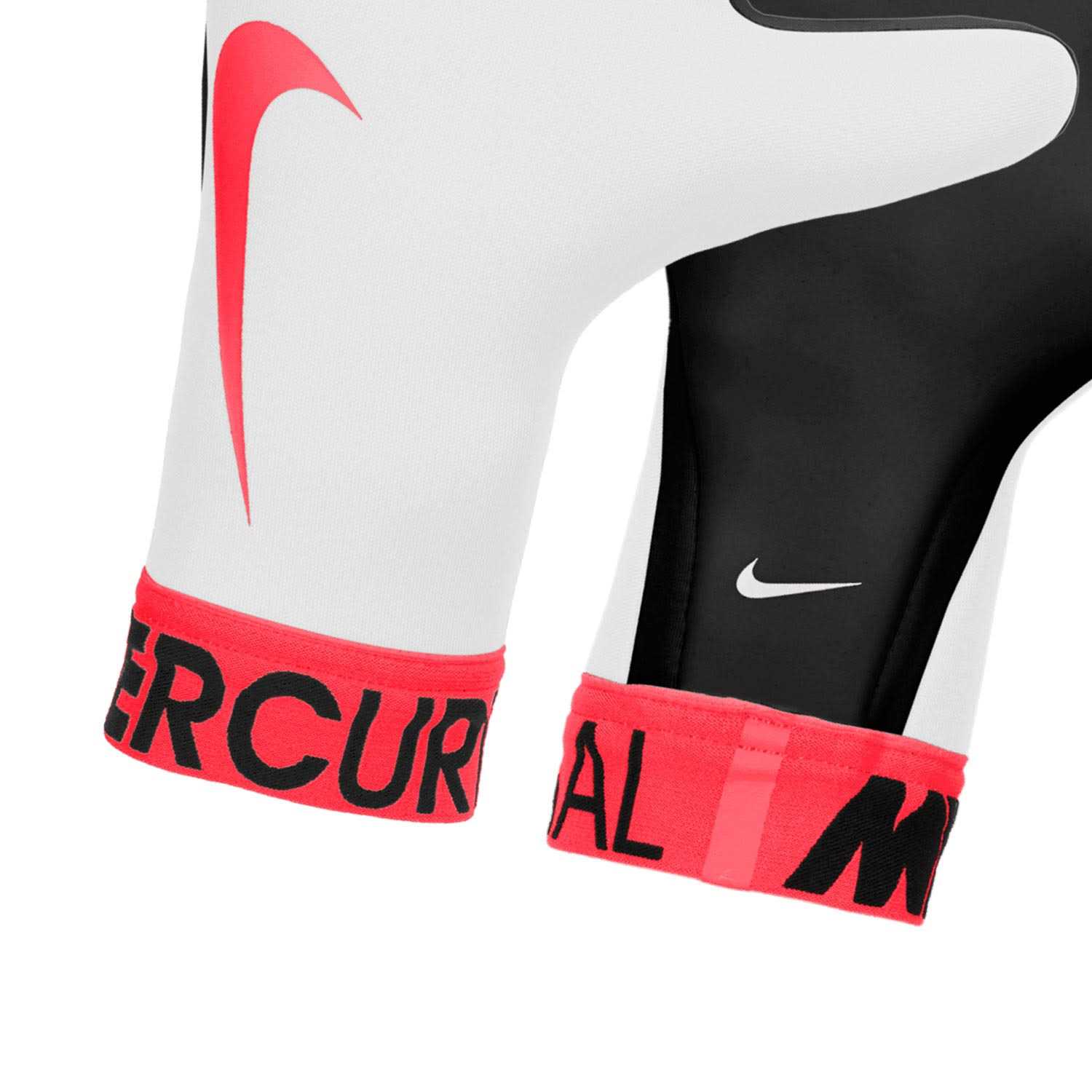Nike Mercurial Touch Victory Goalkeeper Gloves - Image 4