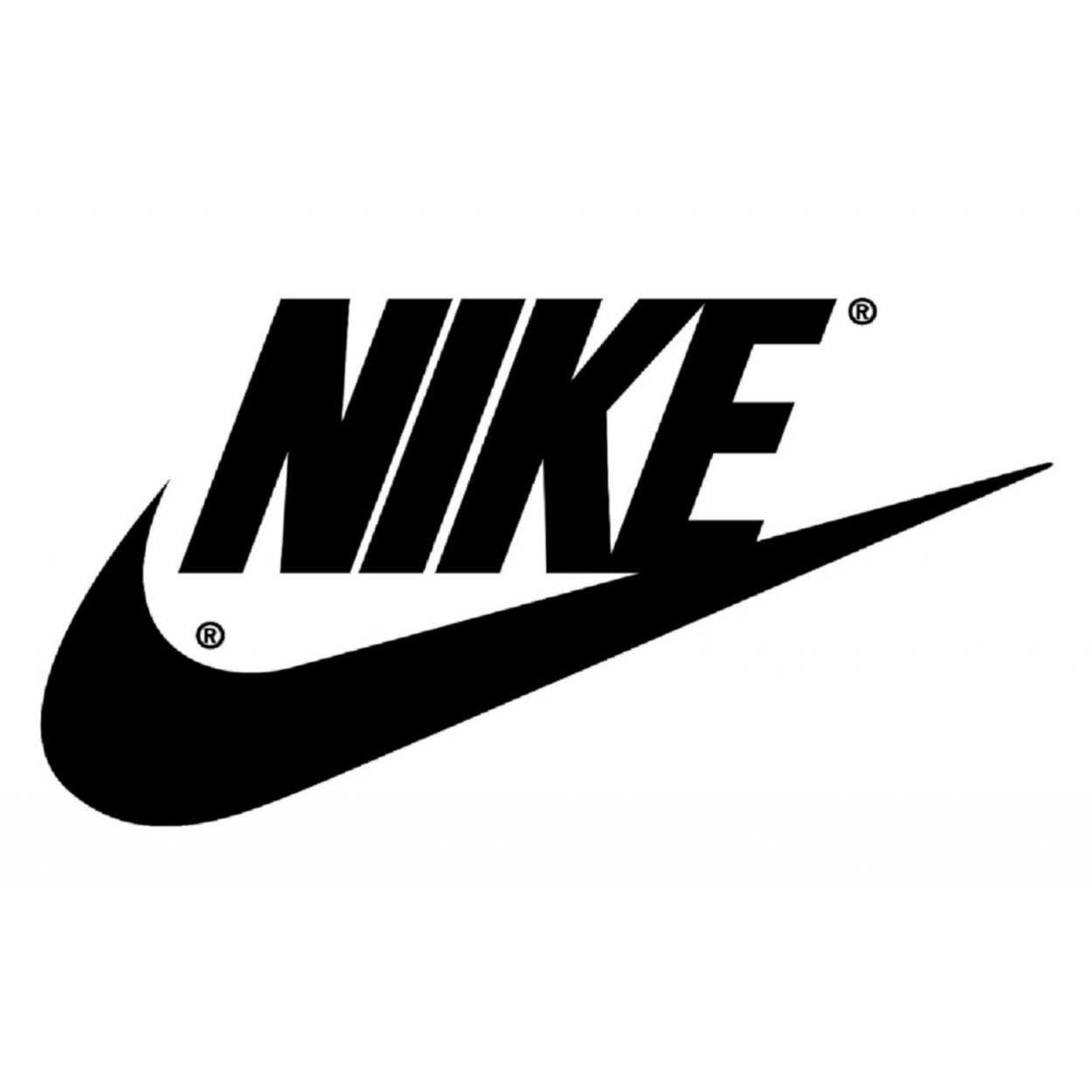 Nike Pitch Team Soccer Ball - Image 4