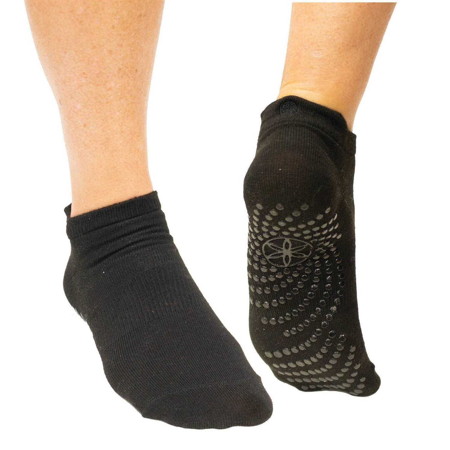 Gaiam Gripppy Fit Athletic Socks 2pk - Image 4