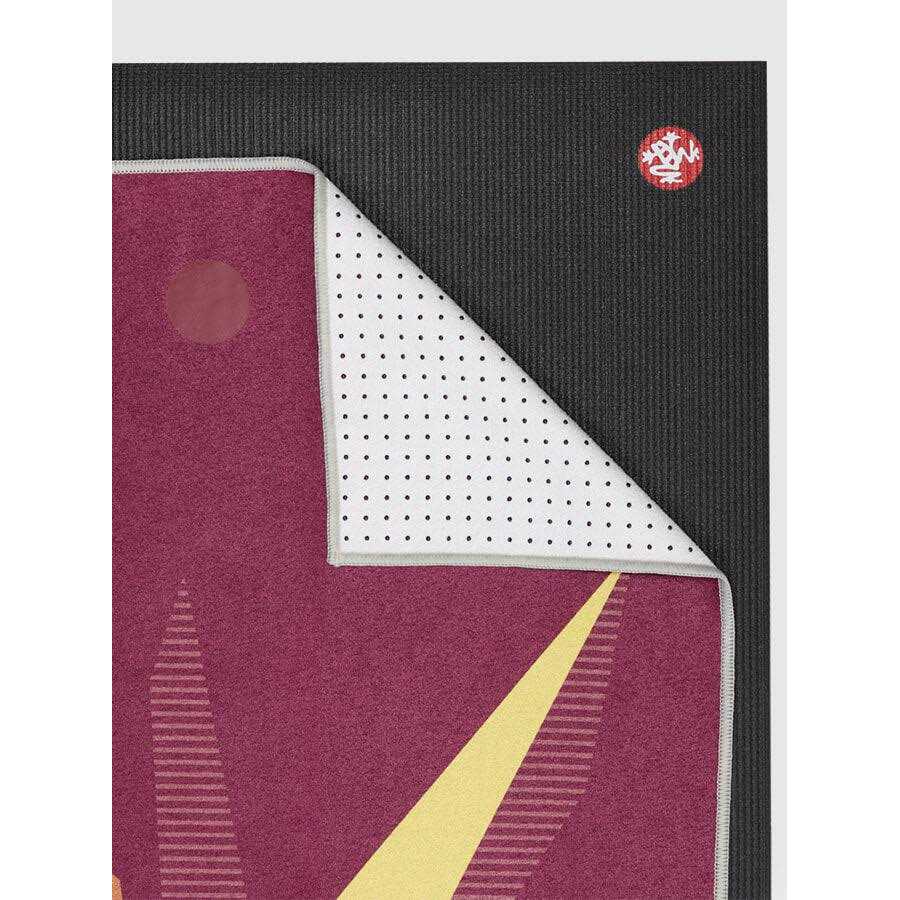 Manduka Repreve Yogitoes Yoga Mat Towel - Image 3